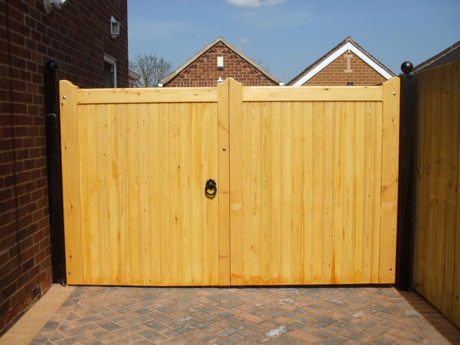 Straight Top Frame, Brace & Ledge (Softwood) Products Gates and