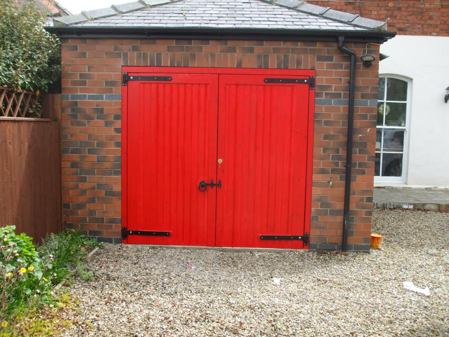 Solid Frame, Brace & Ledge Garage Doors (Softwood) Products Gates