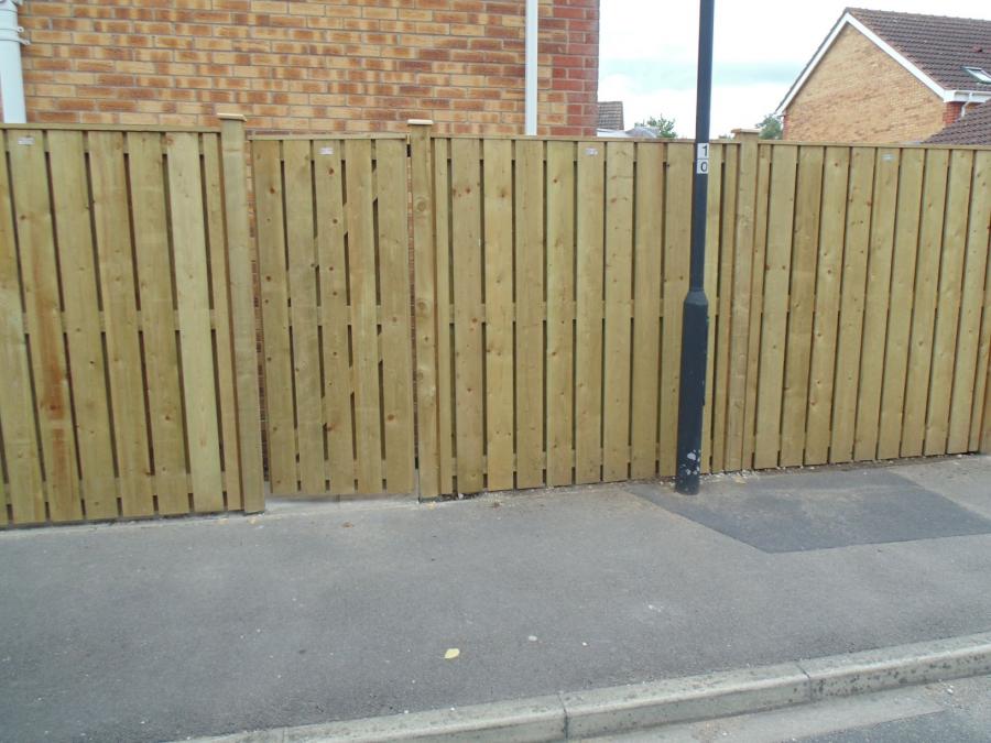 Gap Board Fencing Products Gates and fencing in York Sandalwood
