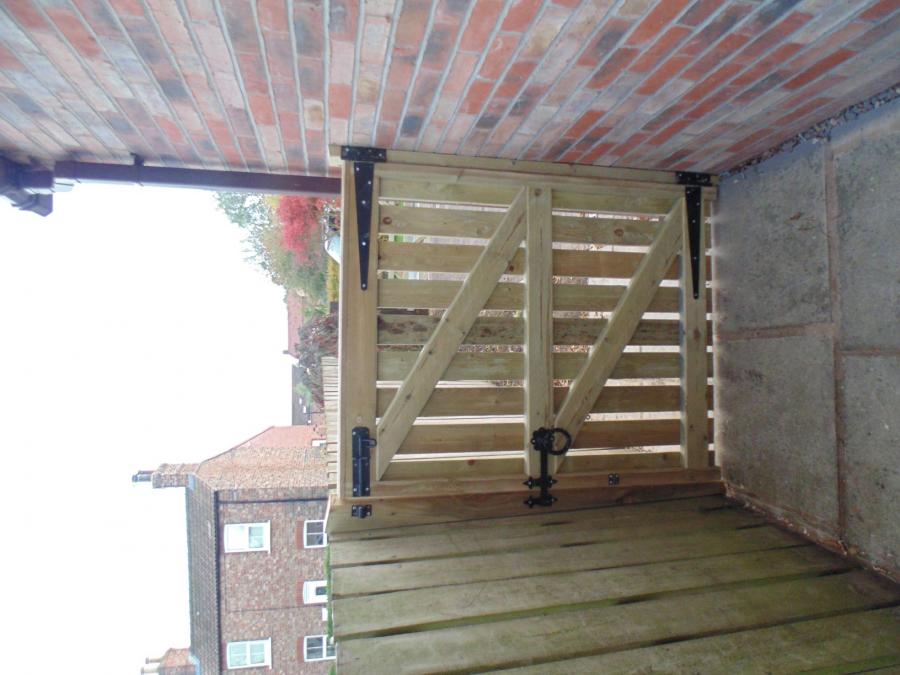 Gap Board Fencing Products Gates and fencing in York Sandalwood