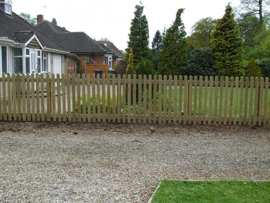 Palisade Fencing Products Gates and fencing in York Sandalwood
